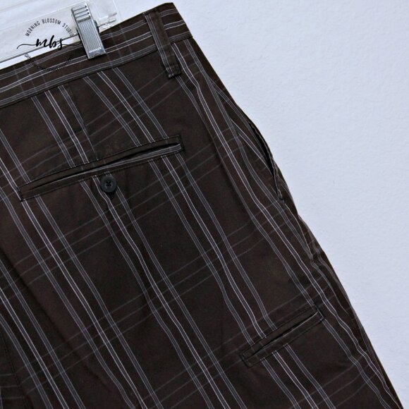 Bundle of 2 Burnside Men's Cotton Blend Plaid Shorts - Picture 4 of 14